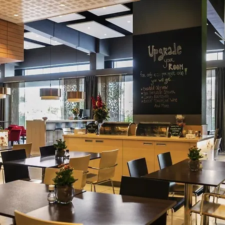Hotel Ibis Centre 3*