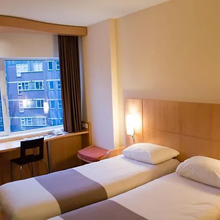 Ibis Centre