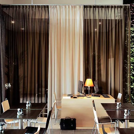 Otel Ibis Centre Leiden