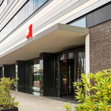 Ibis Centre 3*