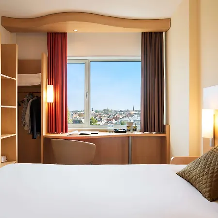 Ibis Centre 3* ליידן