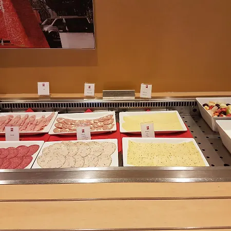 Ibis Centre Hotel Leiden