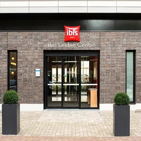 Ibis Centre Hotel 3*