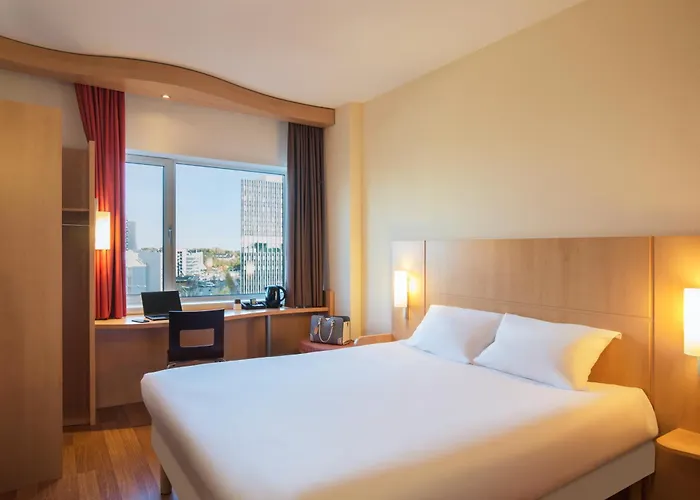Ibis Centre Hotell