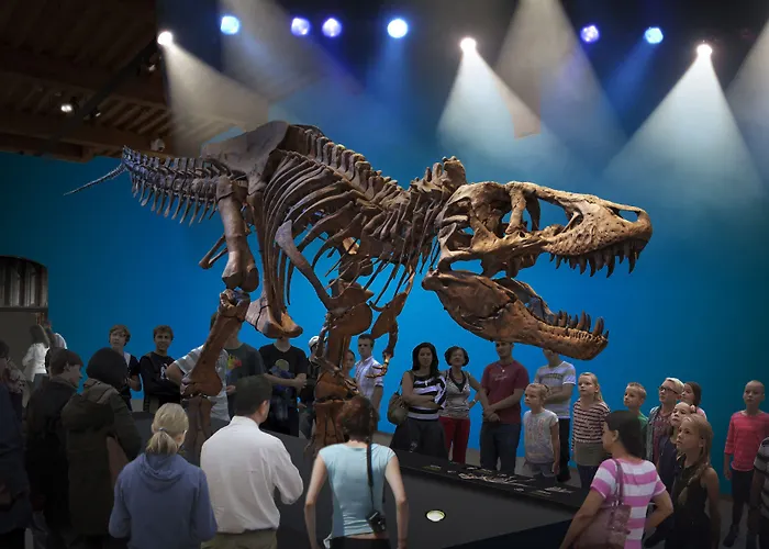 莱顿中心宜必思酒店 莱顿