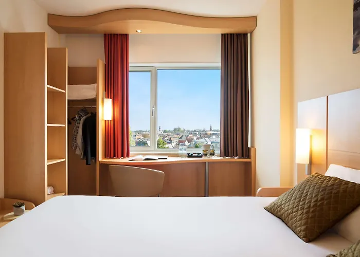 Ibis Centre 3* ליידן