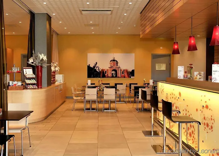 莱顿中心宜必思酒店 3* 莱顿