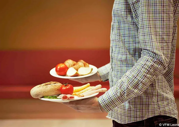 Ibis Centre Hotell 3*