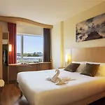 Ibis Centre 3* Lejda
