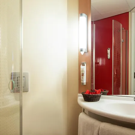 Отель Ibis Centre