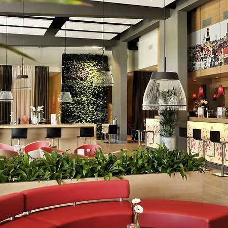 Ibis Centre 3* Лейден
