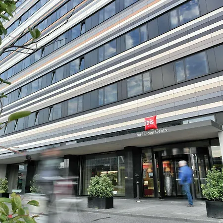 מלון Ibis Centre 3*