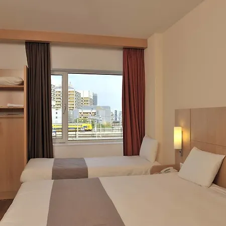 Ibis Centre Отель 3*
