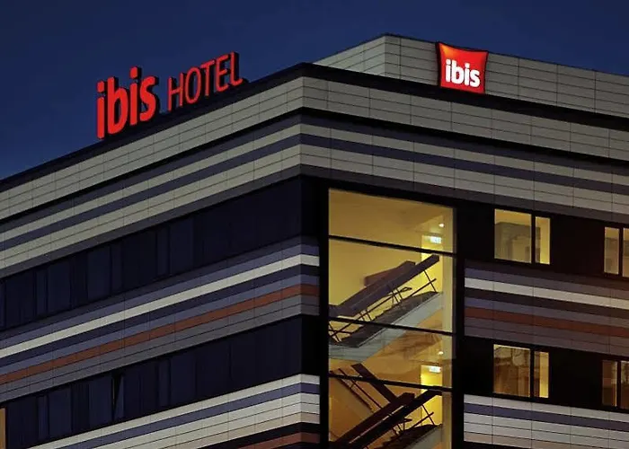 Ibis Centre 3*